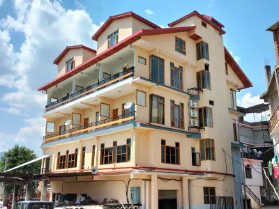 Hotel cm Palace - Pure Vegetarian Hotels near Gurudwara Sri Guru Gobind Singh Ji