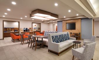 Holiday Inn Express & Suites Helena