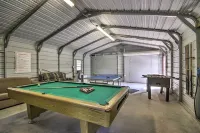 Shenandoah River Getaway < 9 Mi to Downtown Luray! - Pet friendly