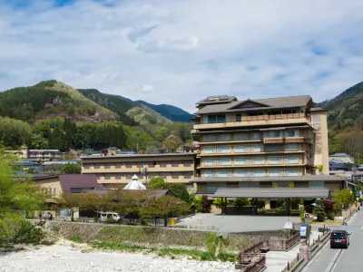 Hirugami Grand Hotel Tenshin Hotel dekat mokki ～STARDUST GLAMPING～