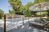 B&B HOTEL Mantova Cristallo - プール