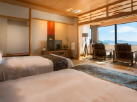 間人蟹と地魚料理／絶景展望檜風呂の宿　寿海亭 京丹後のホテル