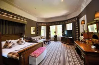 Savoy Park Hotel Hotels near Blairquhan Castle