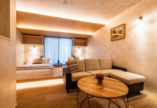 그랜드 베이스 모지코 에키마에