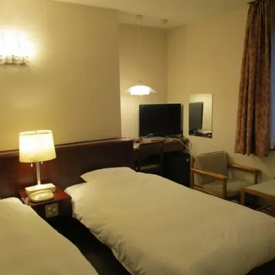 Fukui Palace Inn Hotel dekat Stasiun Morita
