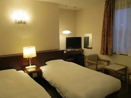 Fukui Palace Inn Отели рядом с достопримечательностью «Замок Фукуи»