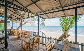 Koh Jum Resort