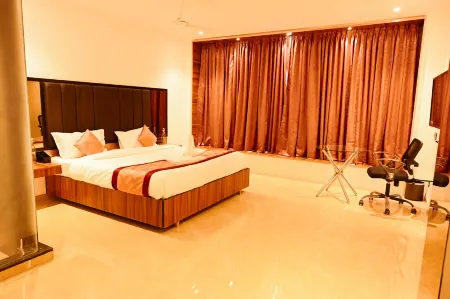 Kalki Отели рядом с достопримечательностью «Marina Park»