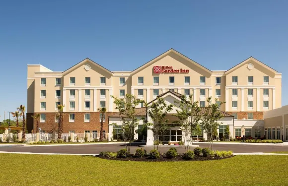 帕斯卡吉拉希爾頓花園酒店