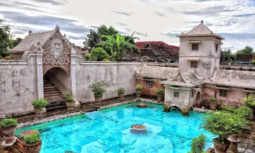Cavinton Hotel Malioboro Yogyakarta by Tritama Hospitality