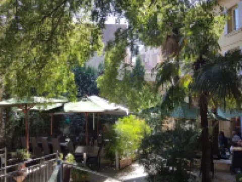 ホテル スパ ル カレンダル アルルのホテル