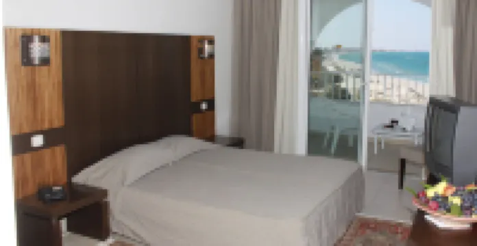 麥迪普里瑪索爾酒店