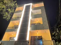 Twenties Kamla Nagar Các khách sạn gần National Museum of Natural History