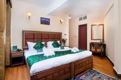 Muscatel Roma - 400 Mts from Mall Road