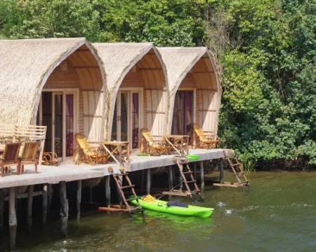 Bamboo Bungalow Hotels in Kampot