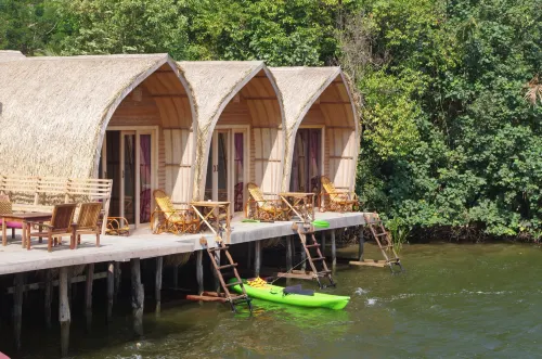 Bamboo Bungalow Hotel di Kampot