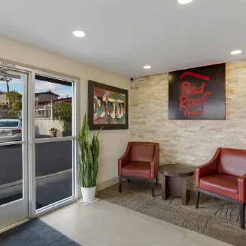 Red Roof Inn Redding