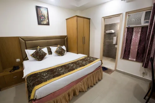 Hotel the Royal Placid - 2-Star