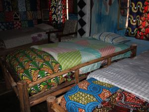 Amahoro Guest House - 6-Bed Mixed Dormitory Room