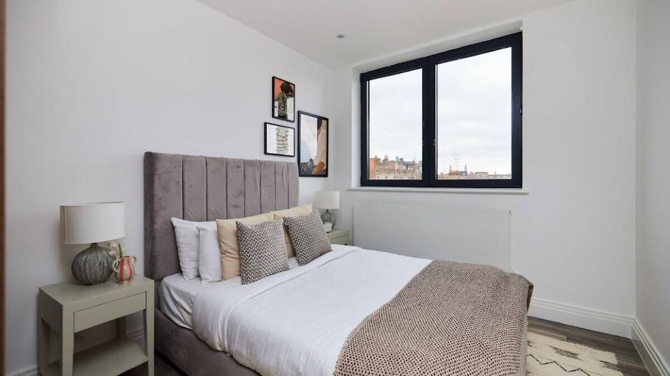 The Wembley Crib - Lovely 1Bdr Flat with Balcony