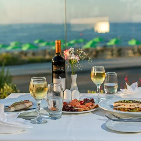 Pearl SeaBreeze Suites