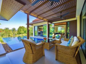 3 Bed Luxury Bali Style Villa Close To Beach(PR6)