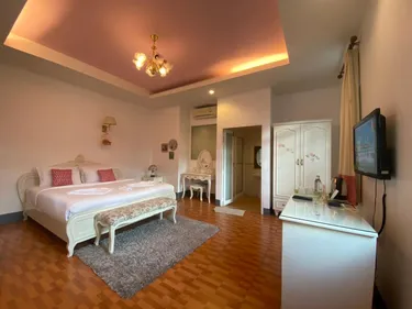 รูปภาพของโรงแรมจรรย์ระภัช รีสอร์ท