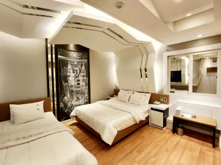 Sangju B&B Hotel