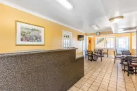 Econo Lodge I-5 at Rt 58