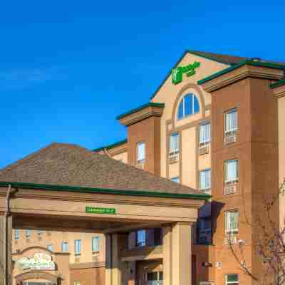 Holiday Inn & Suites Grande Prairie-Conference Ctr Hotel Exterior
