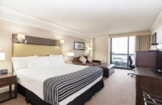 Sandman Signature Vancouver Airport Hotel & Resort