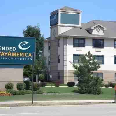 Extended Stay America Suites - Chicago - Woodfield Mall Hotel Exterior