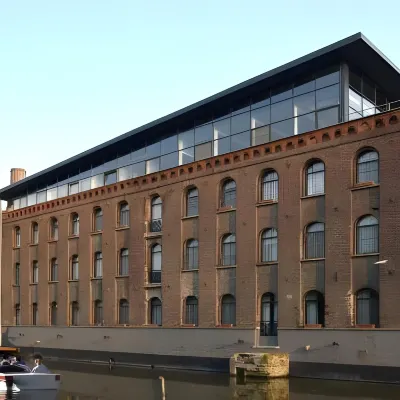 Ghent River Hotel Hotels near Toreken