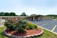 Americas Best Value Inn Iola Hotels in Iola