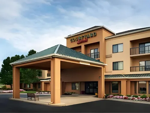 Courtyard Toledo Rossford/Perrysburg Hotels in Rossford