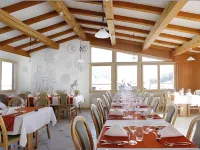 Hotel Al Rom Hotels in Tschierv