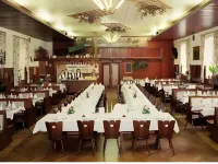 Hotel & Landgasthof Forsthof Hotels in Kastl