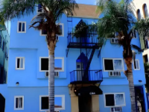 เดอะโฮเทลฮอลลีวูด โรงแรมใกล้สถาบันภาพยนตร์อเมริกัน