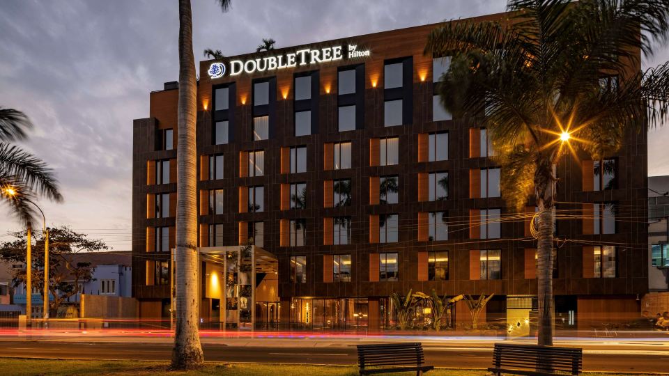 DoubleTree by Hilton Lima San Isidro