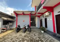 Steze Guesthouse Syariah Telanaipura Các khách sạn ở Telanaipura