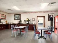 Super 7 Inn