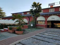 Hotel le Cardinal Hotel in zona Auditorium Carlo Rustichelli