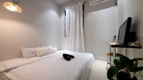 Verse Guest House