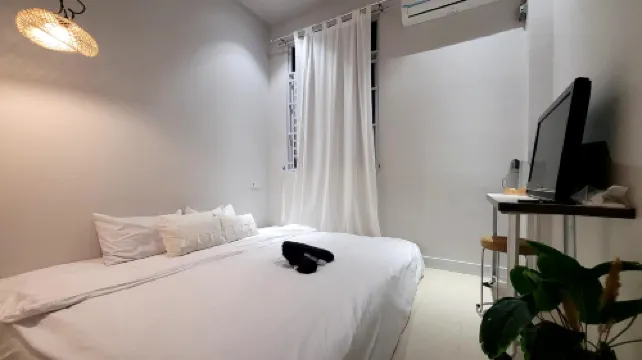 Verse Guest House