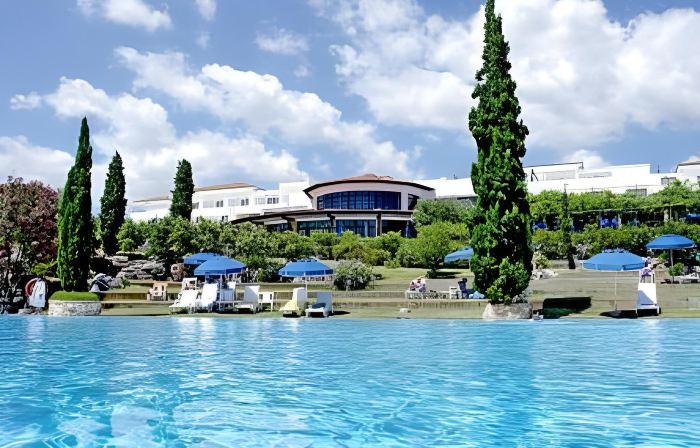 Sunrise Village Beach Hotel