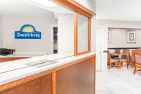 Days Inn by Wyndham Cedar Falls- University Plaza Hotels in Cedar Falls