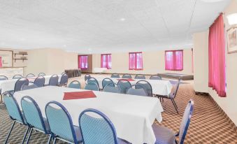 Days Inn by Wyndham Springfield/Phil.Intl Airport