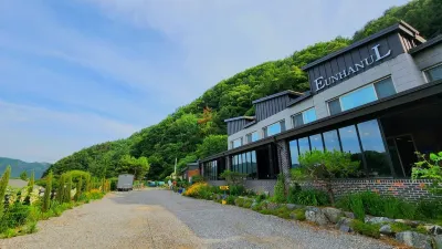 Gapyeong Eunha Nul Spa & Pool Villa Hotels near Yongchu Valley