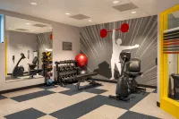 GLo Best Western Asheville Tunnel Road - Gym