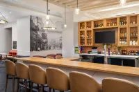 Hampton Inn & Suites New Orleans Canal St. French Quarter - bar
